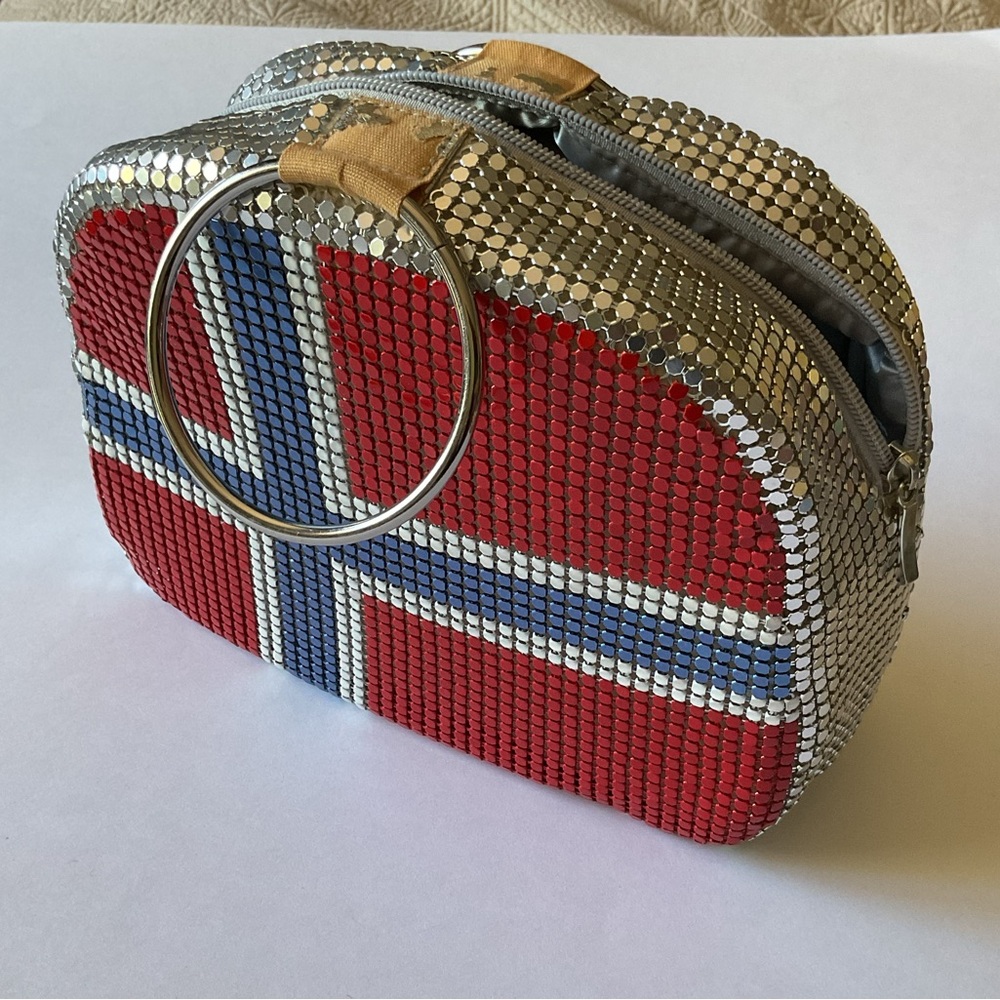 LAILA THE ESSENCE OF NORWAY METAL MESH BAG FLAG OF NORWAY VINTAGE MINOR WEAR